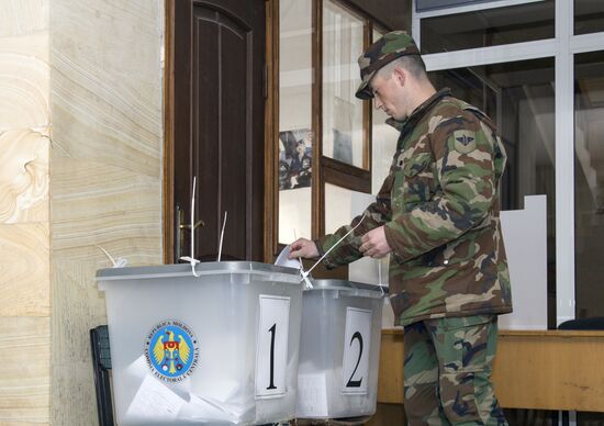 Выборы президента в Молдавии