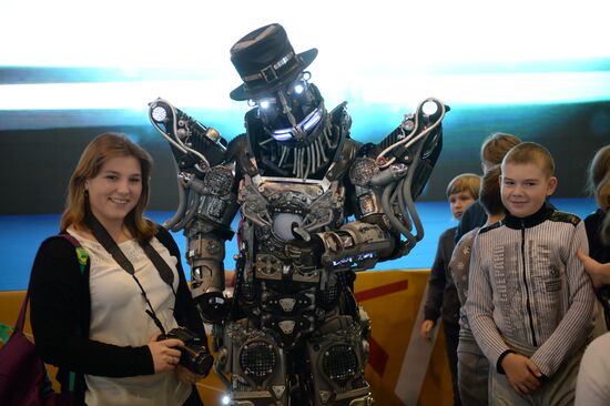 Чемпионат рабочих профессий WorldSkills Hi-Tech-2016 в Екатеринбурге
