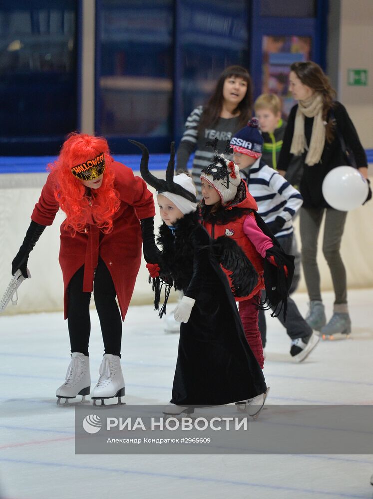 Празднование Хэллоуина в городах России