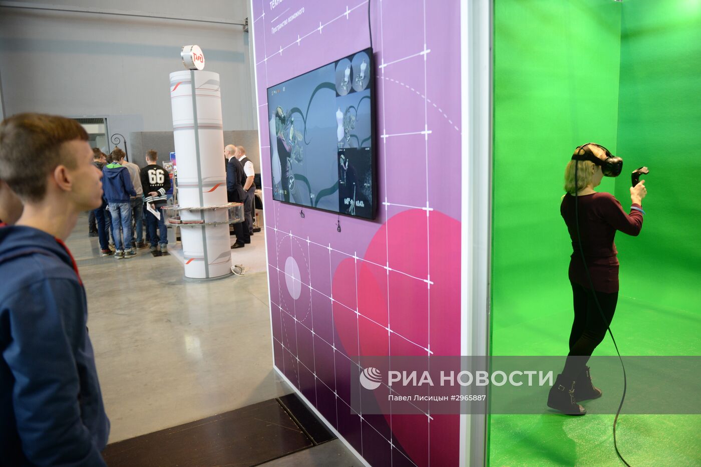 Чемпионат рабочих профессий WorldSkills Hi-Tech-2016 в Екатеринбурге. День второй