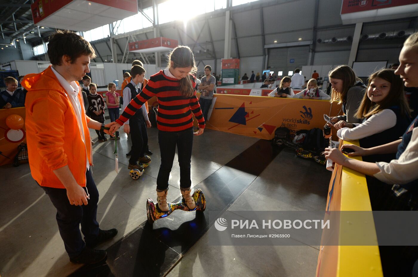 Чемпионат рабочих профессий WorldSkills Hi-Tech-2016 в Екатеринбурге. День второй