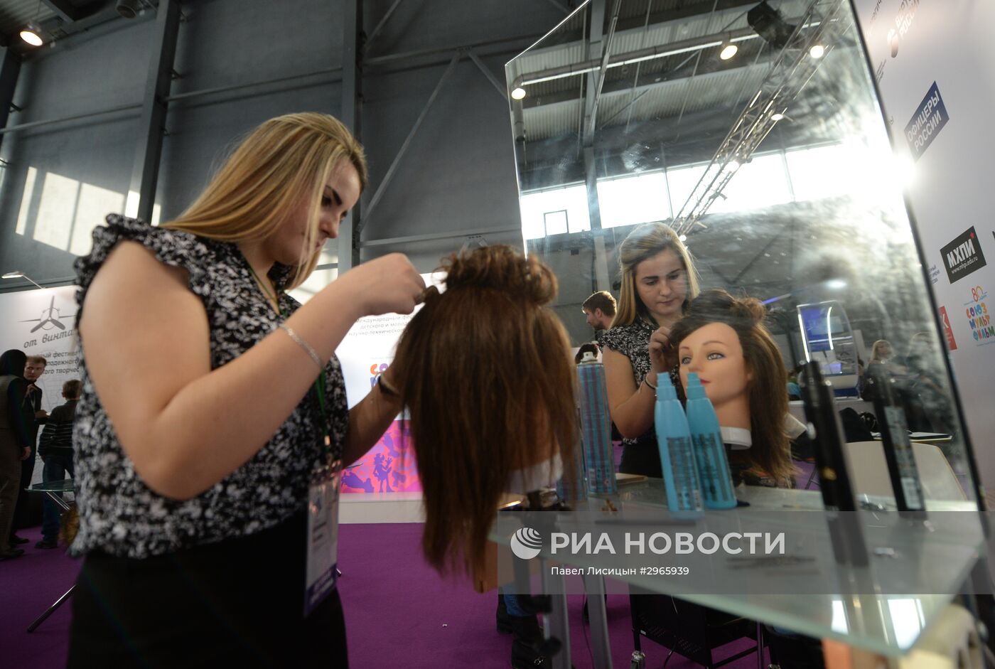 Чемпионат рабочих профессий WorldSkills Hi-Tech-2016 в Екатеринбурге. День второй