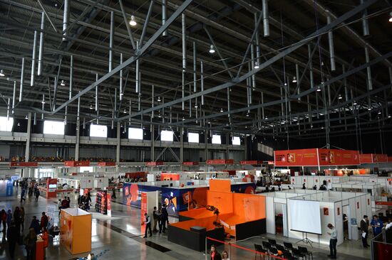 Чемпионат рабочих профессий WorldSkills Hi-Tech-2016 в Екатеринбурге. День второй