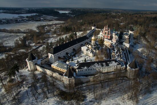 Саввино-Сторожевский монастырь в Московской области