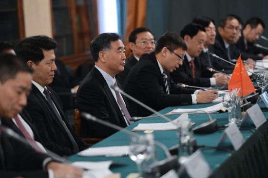 Заседание российско-китайской комиссии по подготовке регулярных встреч глав правительств