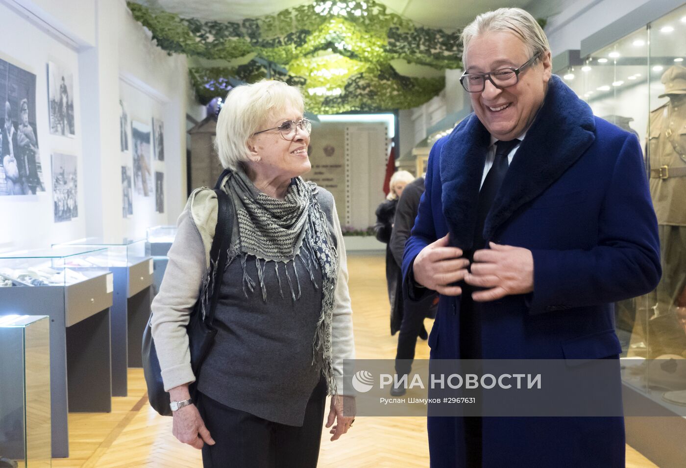 Памятные мероприятиям в честь 80-летия актера Анатолия Равиковича