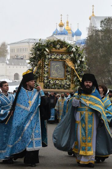 Праздник Казанской иконы Божией матери в городах России