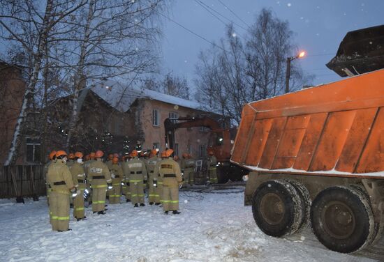 Последствия взрыва газа в жилом доме в Иваново