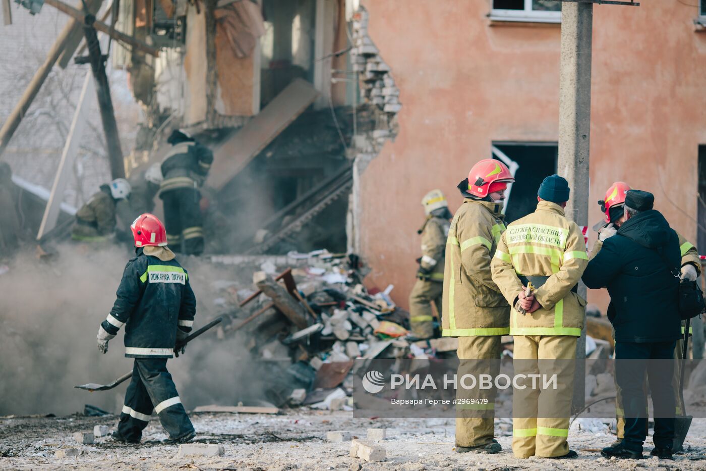 Последствия взрыва газа в жилом доме в Иваново