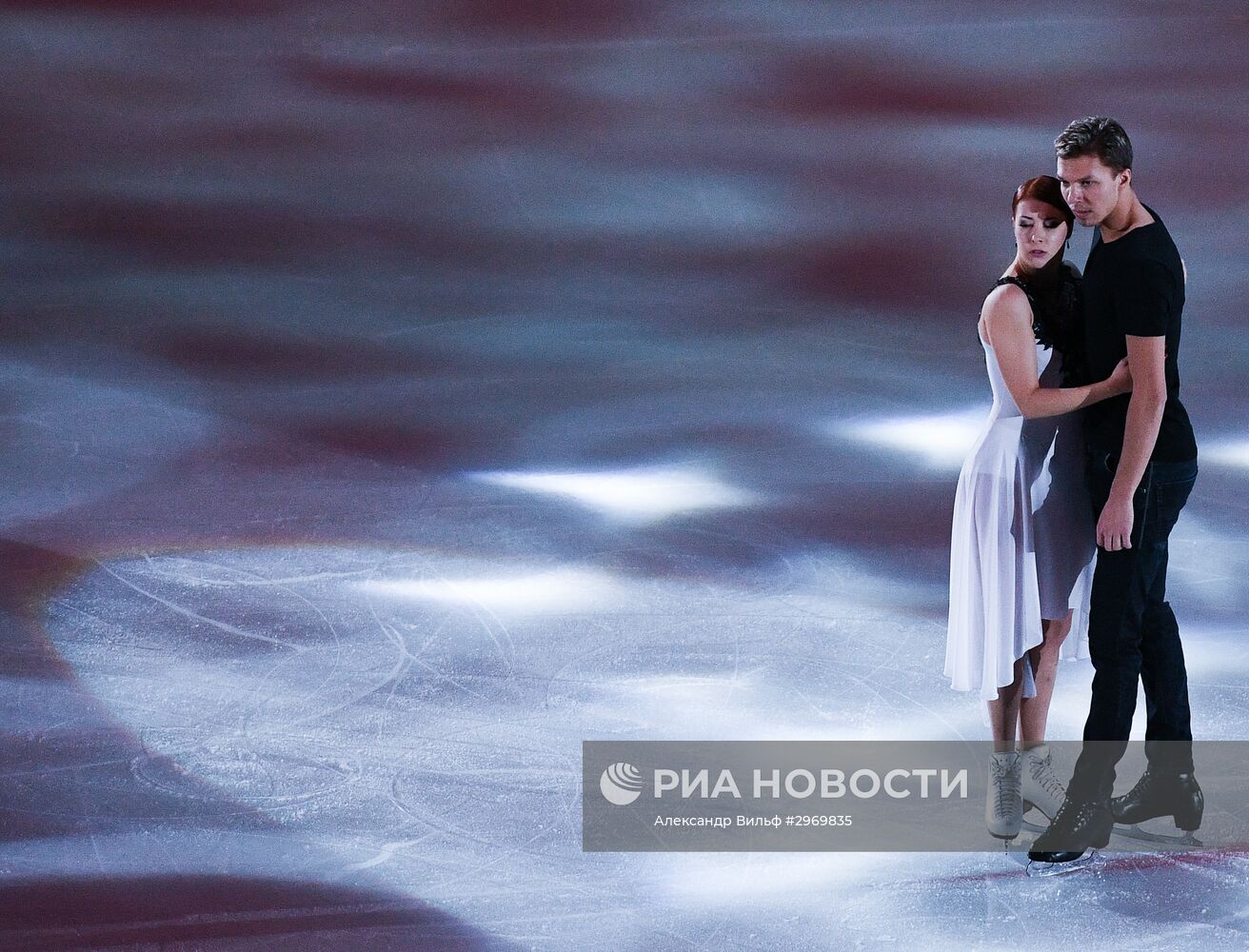 Фигурное катание. III этап Гран-при. Показательные выступления