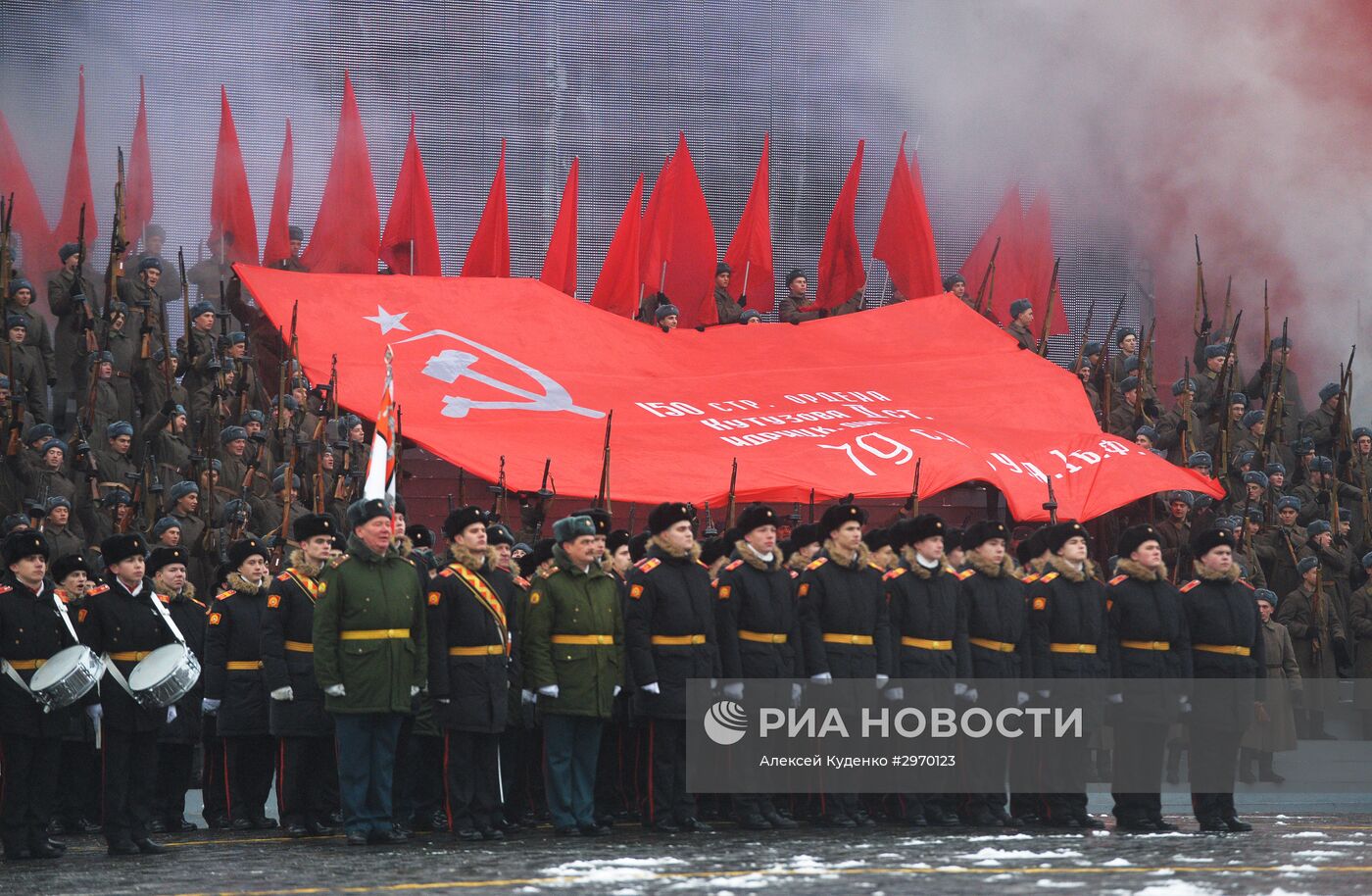 Марш, посвященный 75-й годовщине военного парада 1941 года на Красной площади