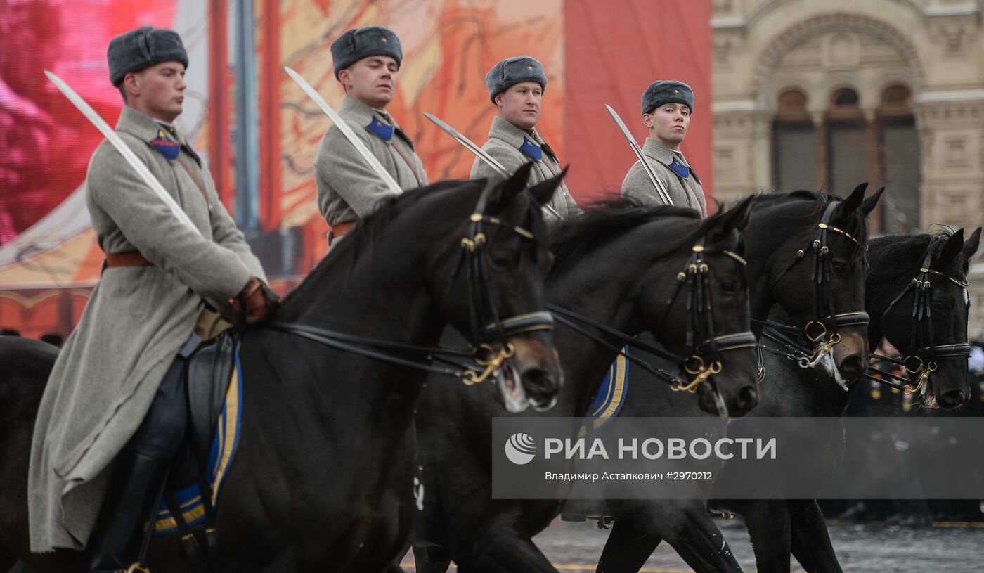 Марш, посвященный 75-й годовщине военного парада 1941 года на Красной площади