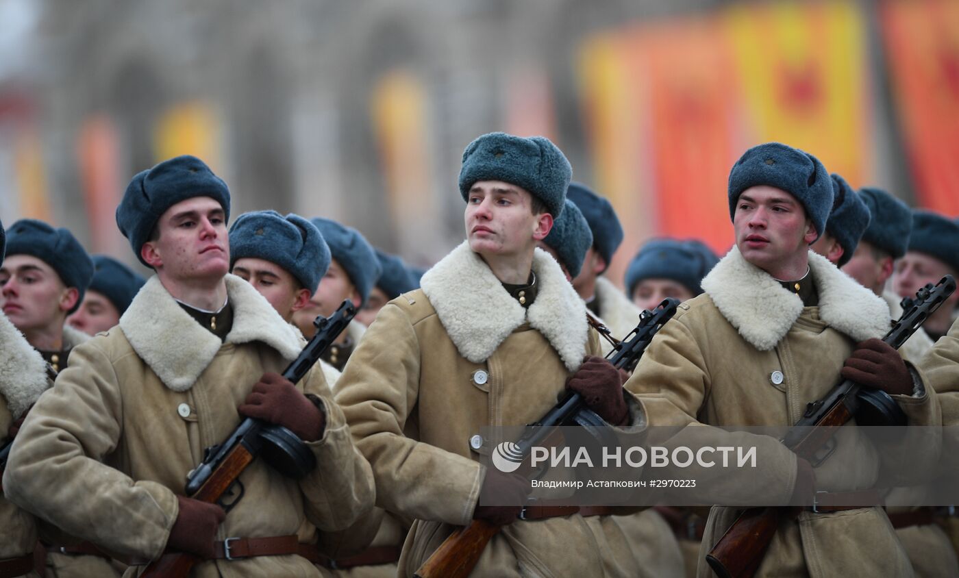 Марш, посвященный 75-й годовщине военного парада 1941 года на Красной площади