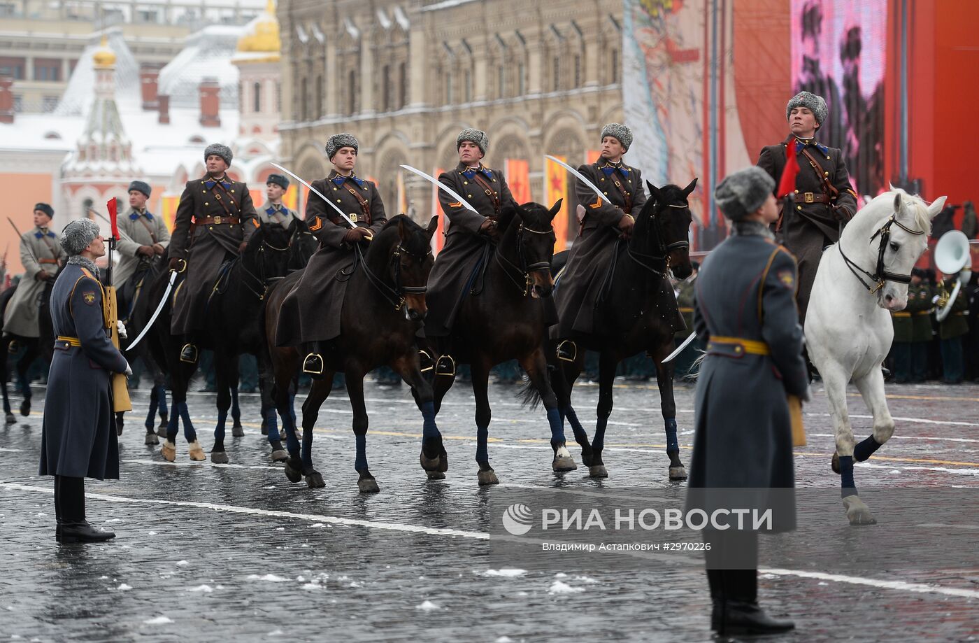 Марш, посвященный 75-й годовщине военного парада 1941 года на Красной площади