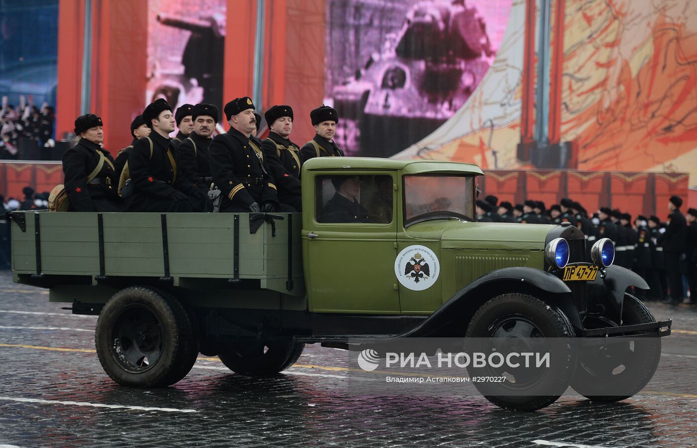 Марш, посвященный 75-й годовщине военного парада 1941 года на Красной площади