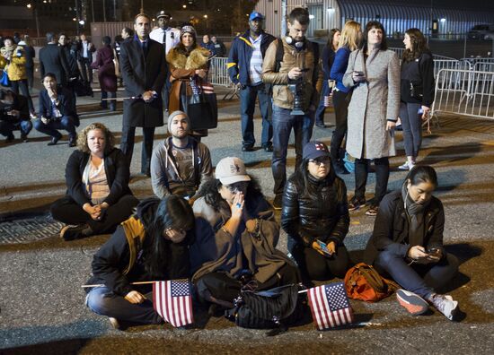 Ситуация у офисов избирательных кампаний кандидатов в президенты США