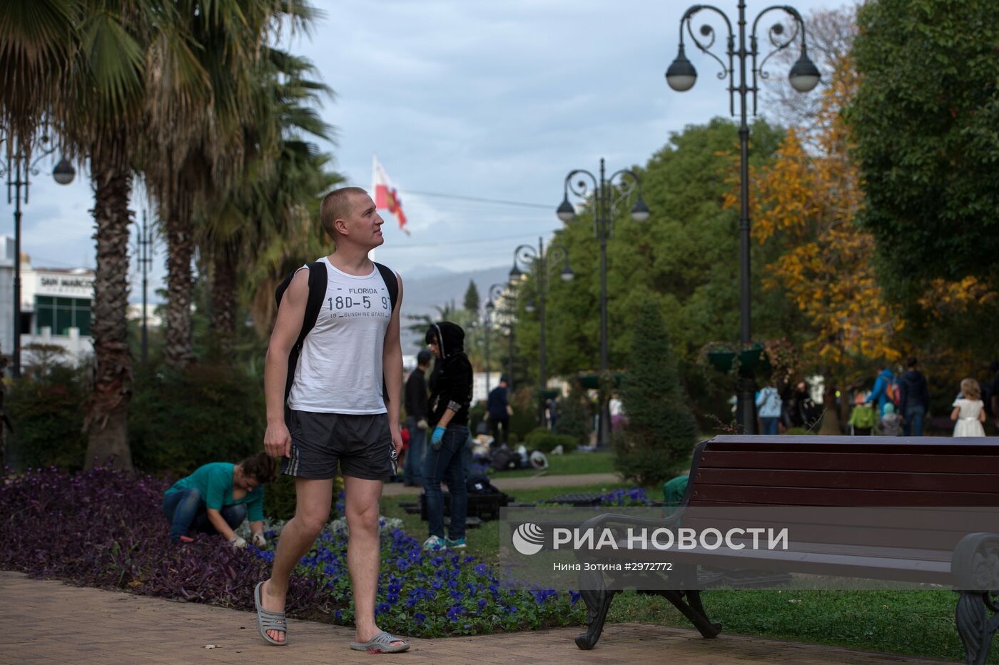 Аномально теплая погода в Сочи