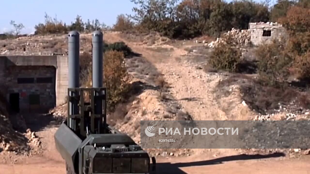 Пуск крылатых ракет "Оникс" по объектам террористов в Сирии