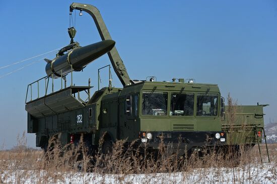 Тренировка ракетных и артиллерийских подразделений пятой армии ВВО в Приморском крае