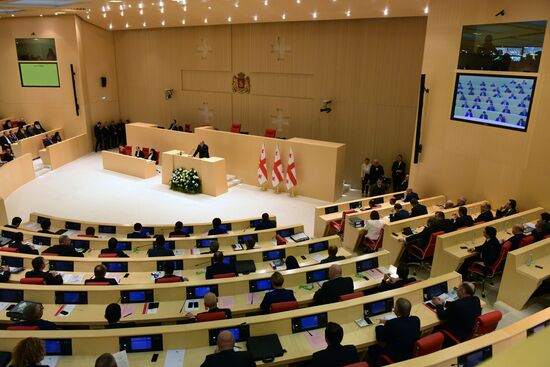 Первое заседание парламента нового созыва в Грузии