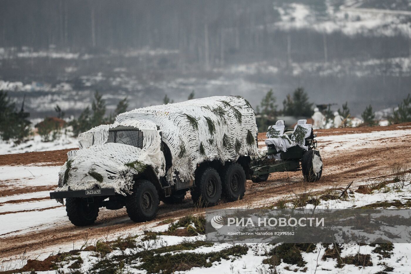 День ракетных войск и артиллерии на полигоне Луга в Ленинградской области