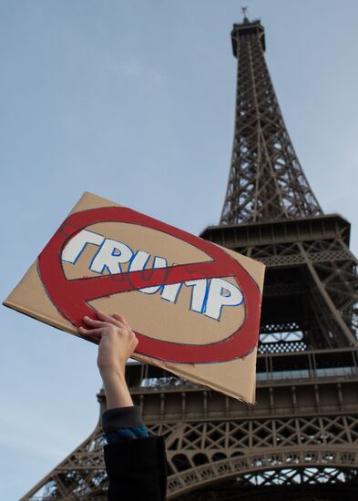 Демонстрация против Трампа в Париже