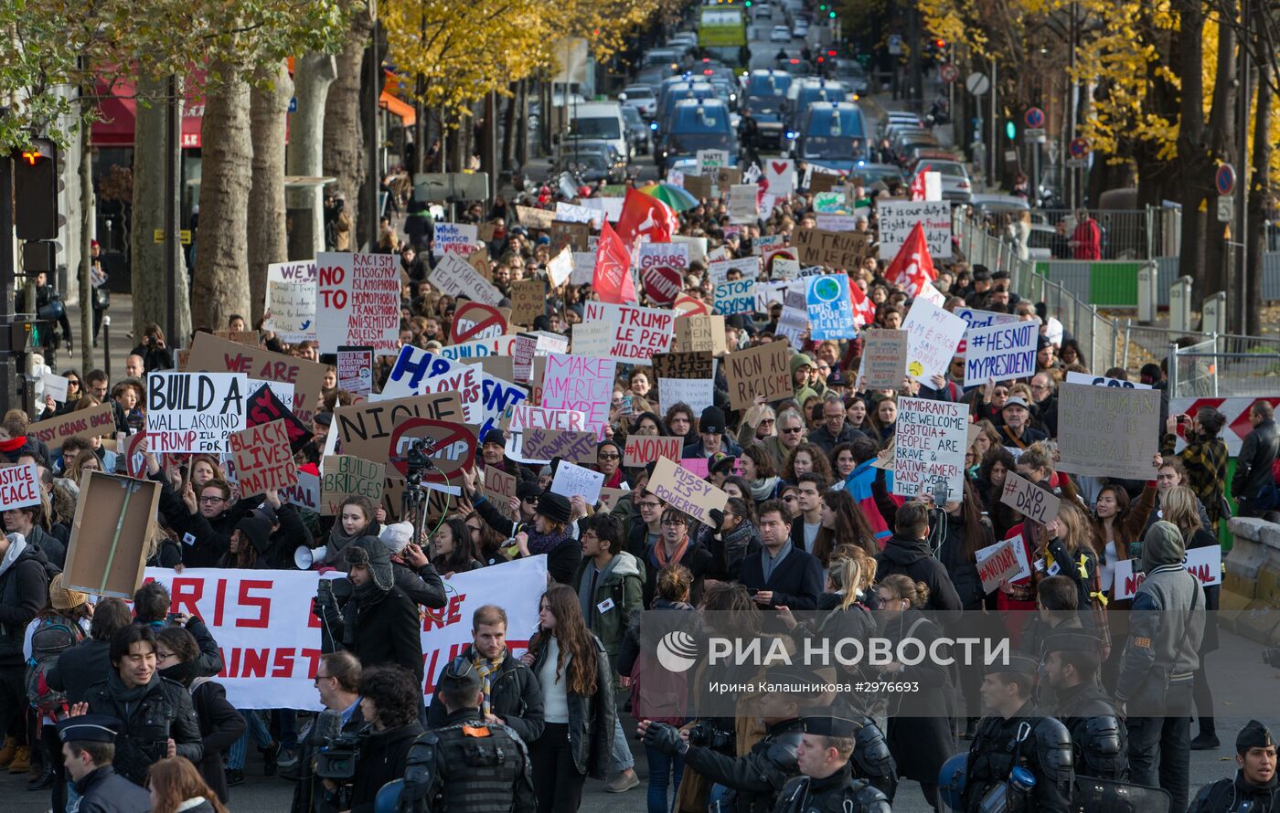 Демонстрация против Трампа в Париже