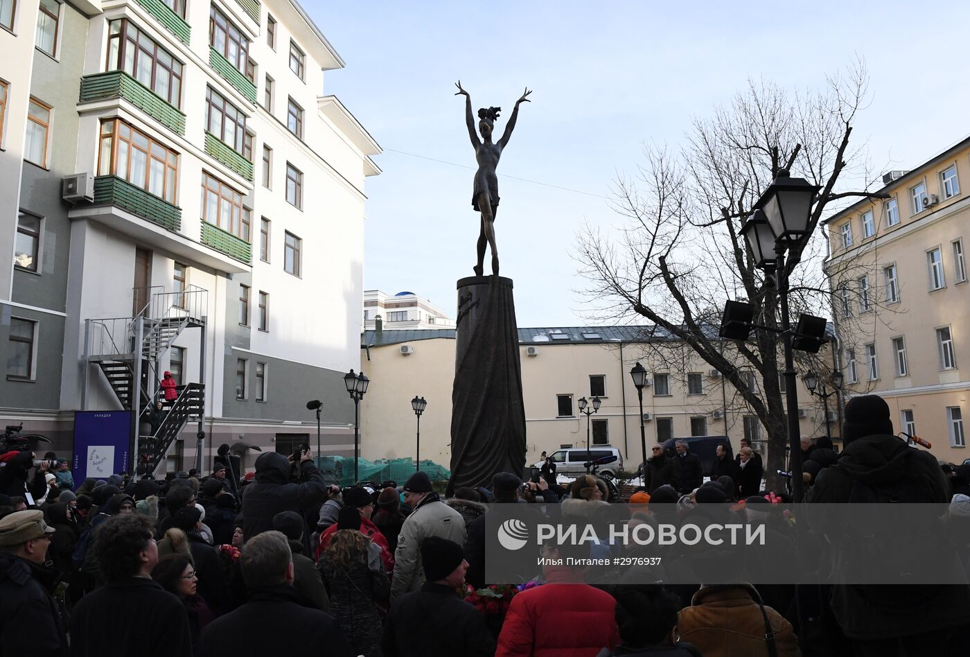 Открытие памятника Майе Плисецкой в Москве