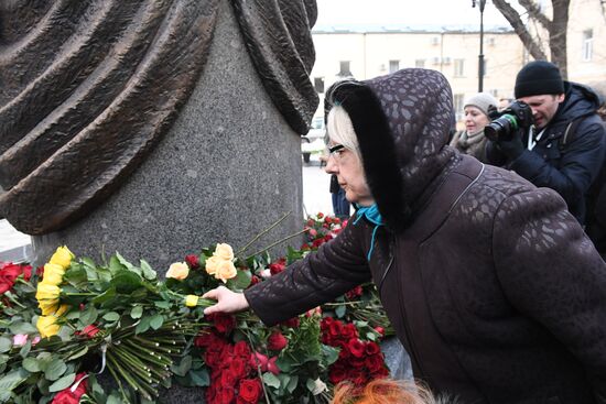 Открытие памятника Майе Плисецкой в Москве