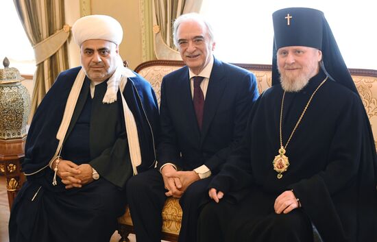 Встреча патриарха Кирилла с представителями церковных конфессий