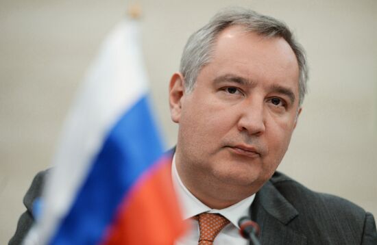 Визит вице-премьера РФ Д. Рогозина в Сирию