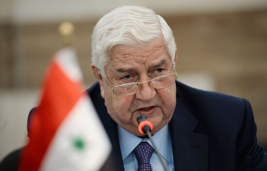 Визит вице-премьера РФ Д. Рогозина в Сирию