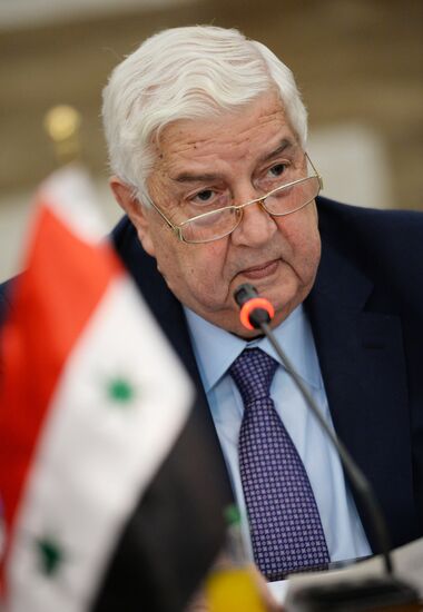 Визит вице-премьера РФ Д. Рогозина в Сирию