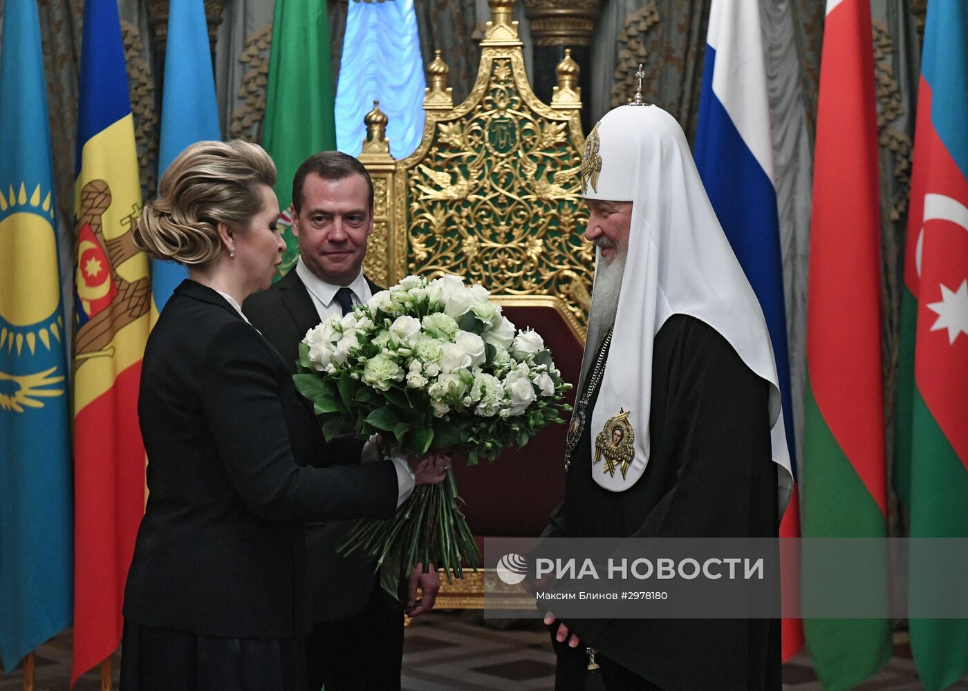 Президент РФ В.Путин, премьер-министр РФ Д. Медведев и президент Белоруссии А. Лукашенко поздравили патриарха Кирилла с днем рождения