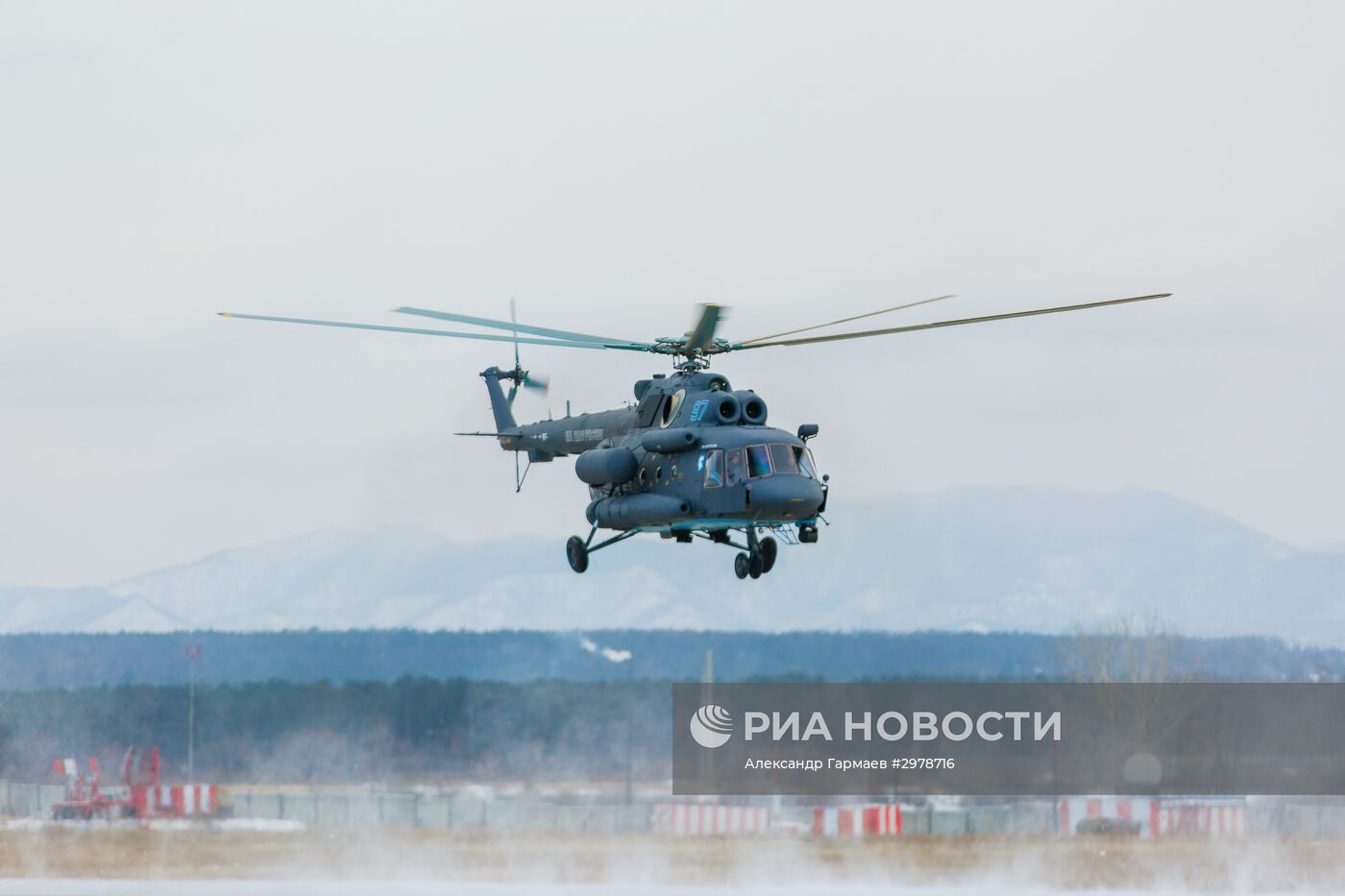 Первый арктический вертолет Ми-8АМТШ-ВА передан морской авиации ВМФ России