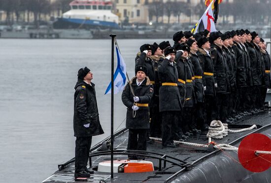 Передача подлодки "Колпино" ВМФ России