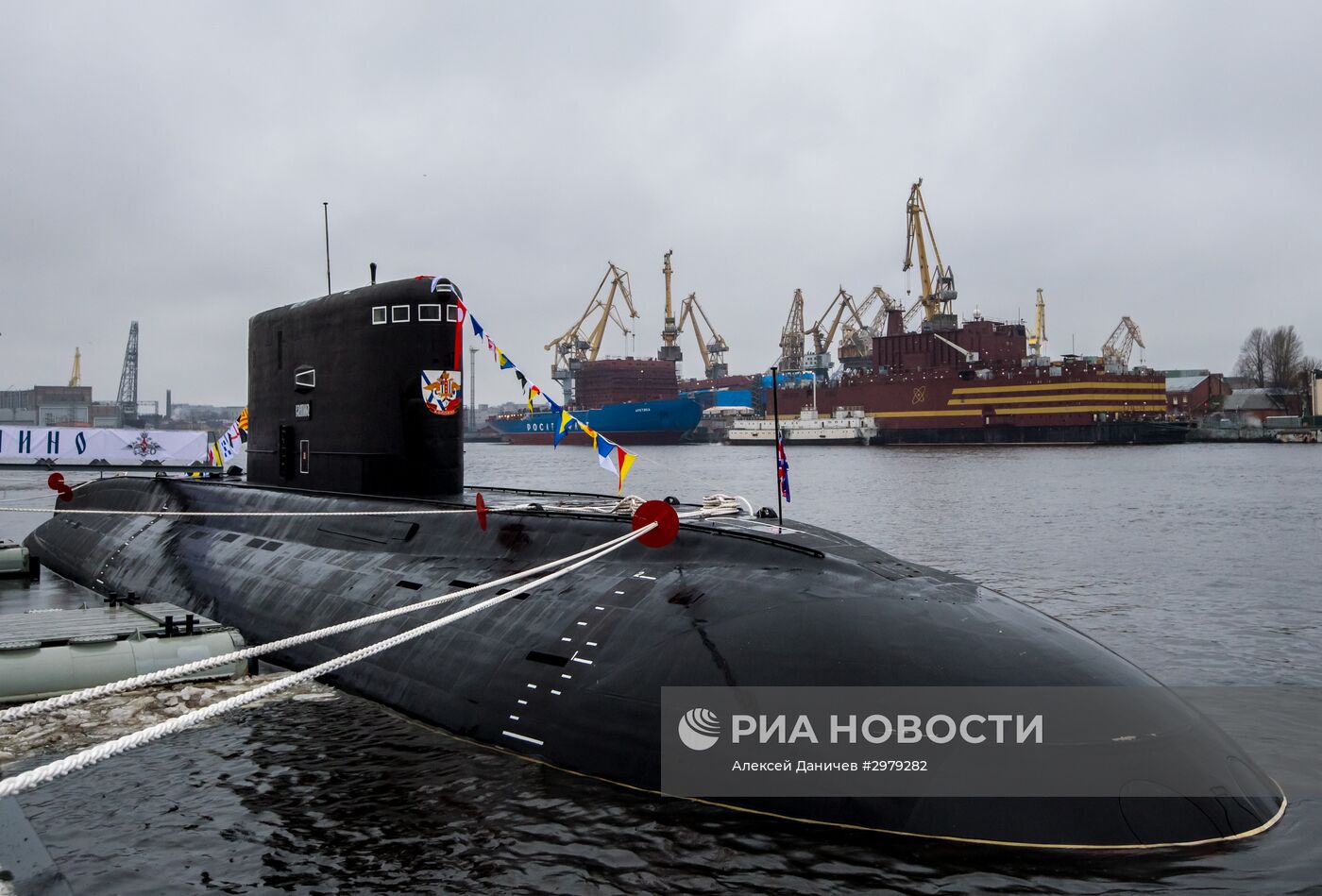 Передача подлодки "Колпино" ВМФ России