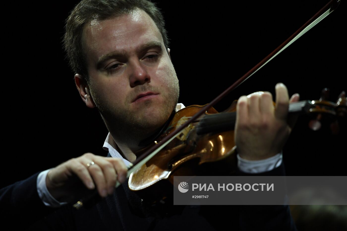 Юбилейный гала-концерт Госоркестра России и Госхора в Большом театре