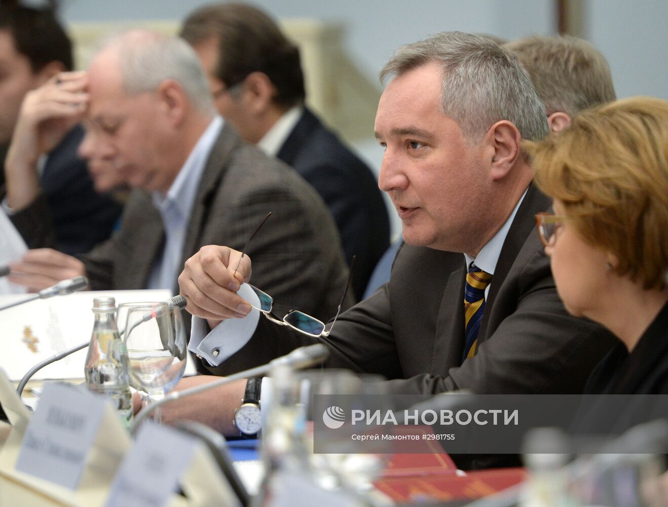 Вице-премьер РФ Д. Рогозин на заседании координационного Совета ветеранских организаций