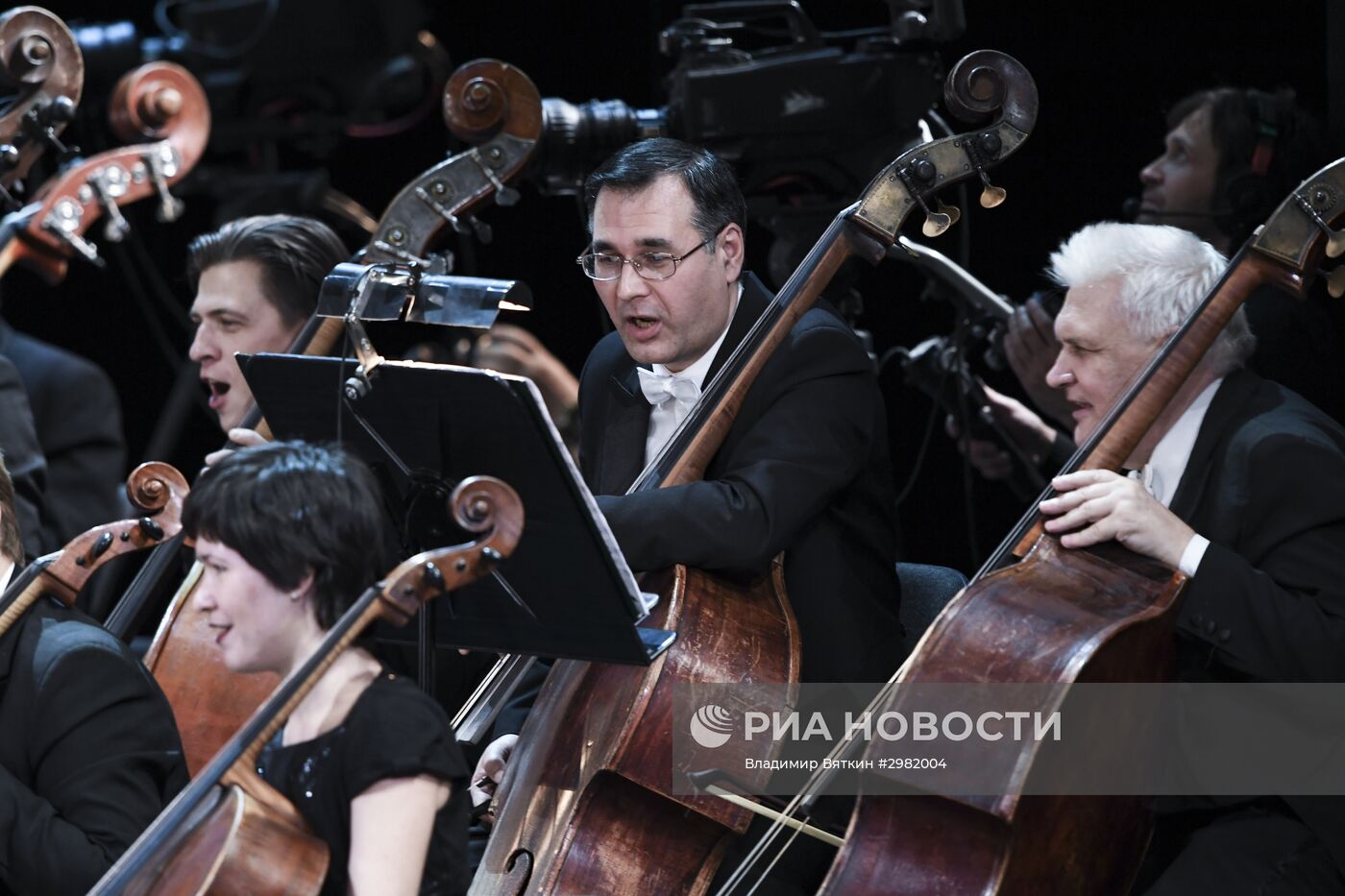 Юбилейный гала-концерт Госоркестра России и Госхора в Большом театре