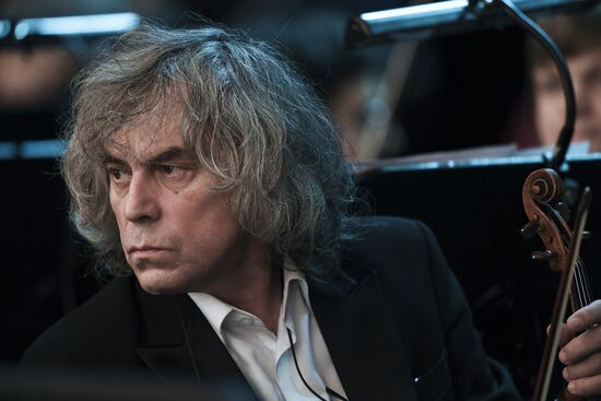 Юбилейный гала-концерт Госоркестра России и Госхора в Большом театре