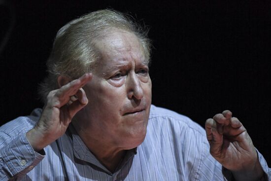 Юбилейный гала-концерт Госоркестра России и Госхора в Большом театре