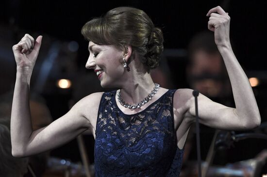 Юбилейный гала-концерт Госоркестра России и Госхора в Большом театре