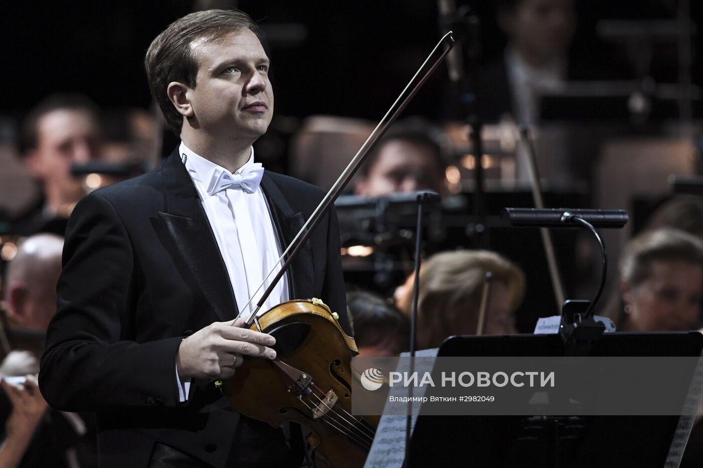 Юбилейный гала-концерт Госоркестра России и Госхора в Большом театре