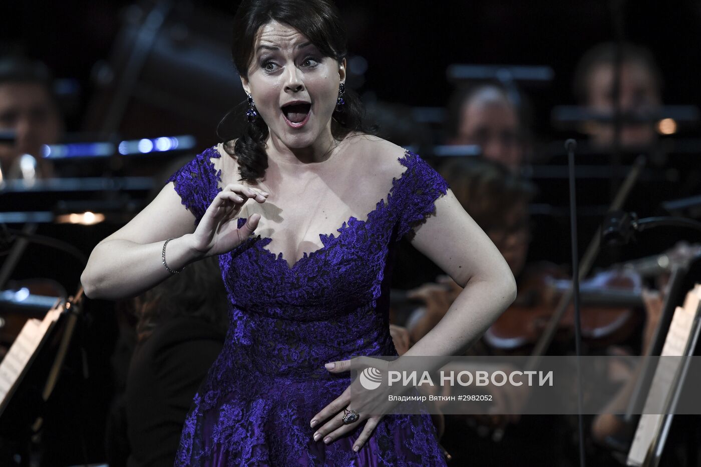 Юбилейный гала-концерт Госоркестра России и Госхора в Большом театре