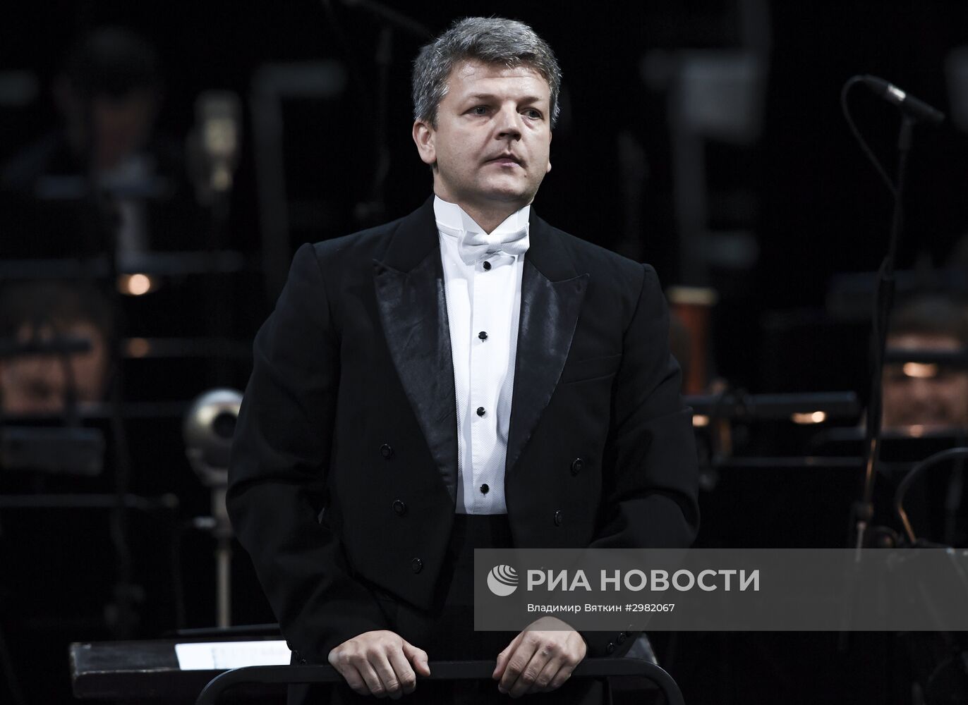 Юбилейный гала-концерт Госоркестра России и Госхора в Большом театре