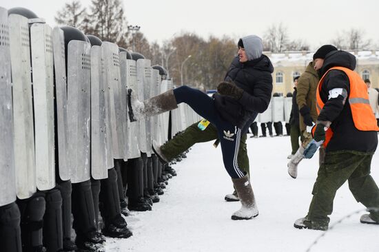 Учения подразделений Национальной гвардии в Новосибирске