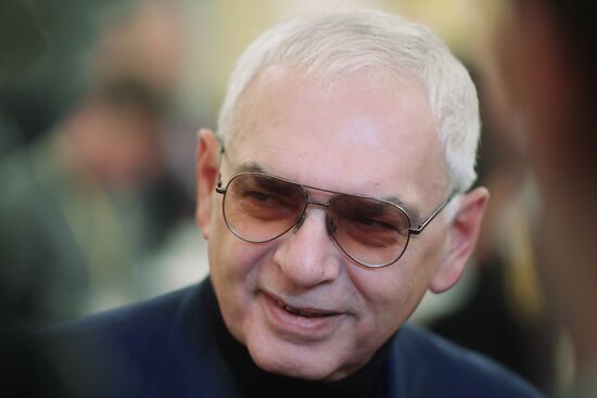 Ежегодное послание президента РФ В. Путина Федеральному Собранию