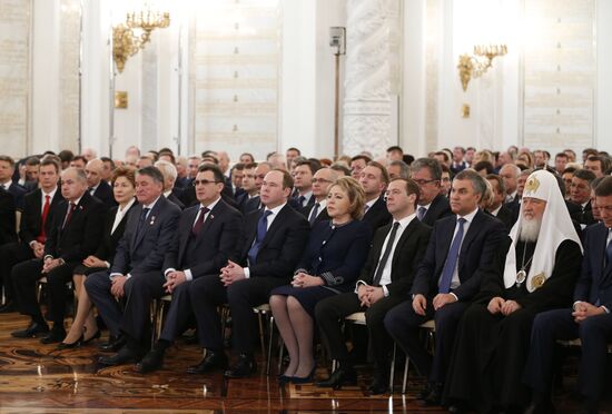 Ежегодное послание президента РФ В. Путина Федеральному Собранию