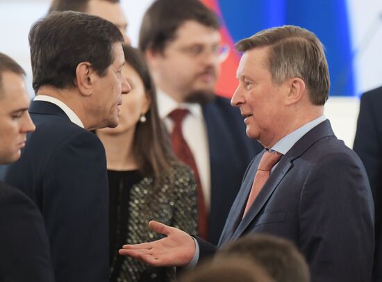 Ежегодное послание президента РФ В. Путина Федеральному Собранию